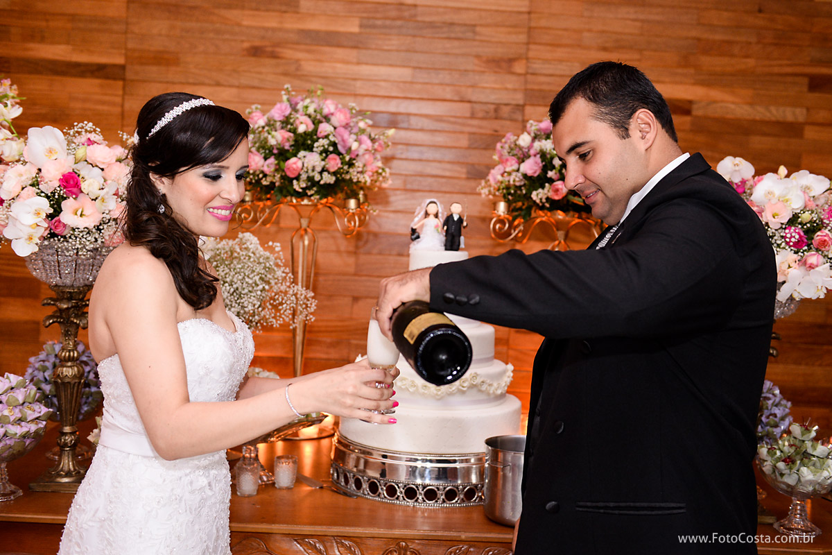 fotocosta, foto costa, fotografiariopreto, fotografia rio preto, fotocasamento, foto casamento, foto de noiva, ensaiocasal, ensaio de casal, ensaio casamento, trash the dress, aliança casamento, aliança ouro, noiva, docinhos para casamento, 