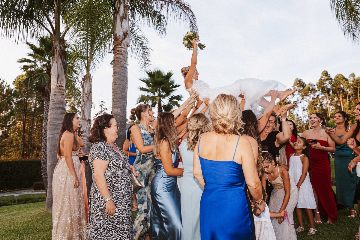 convidados com noiva