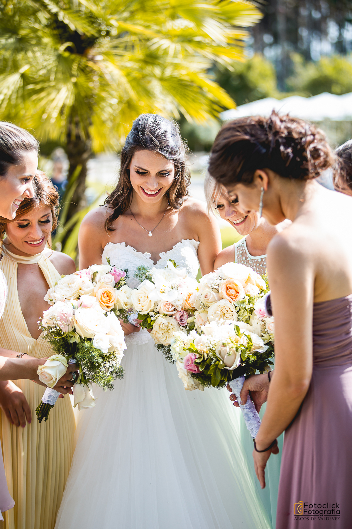 ramo da noiva com as amigas