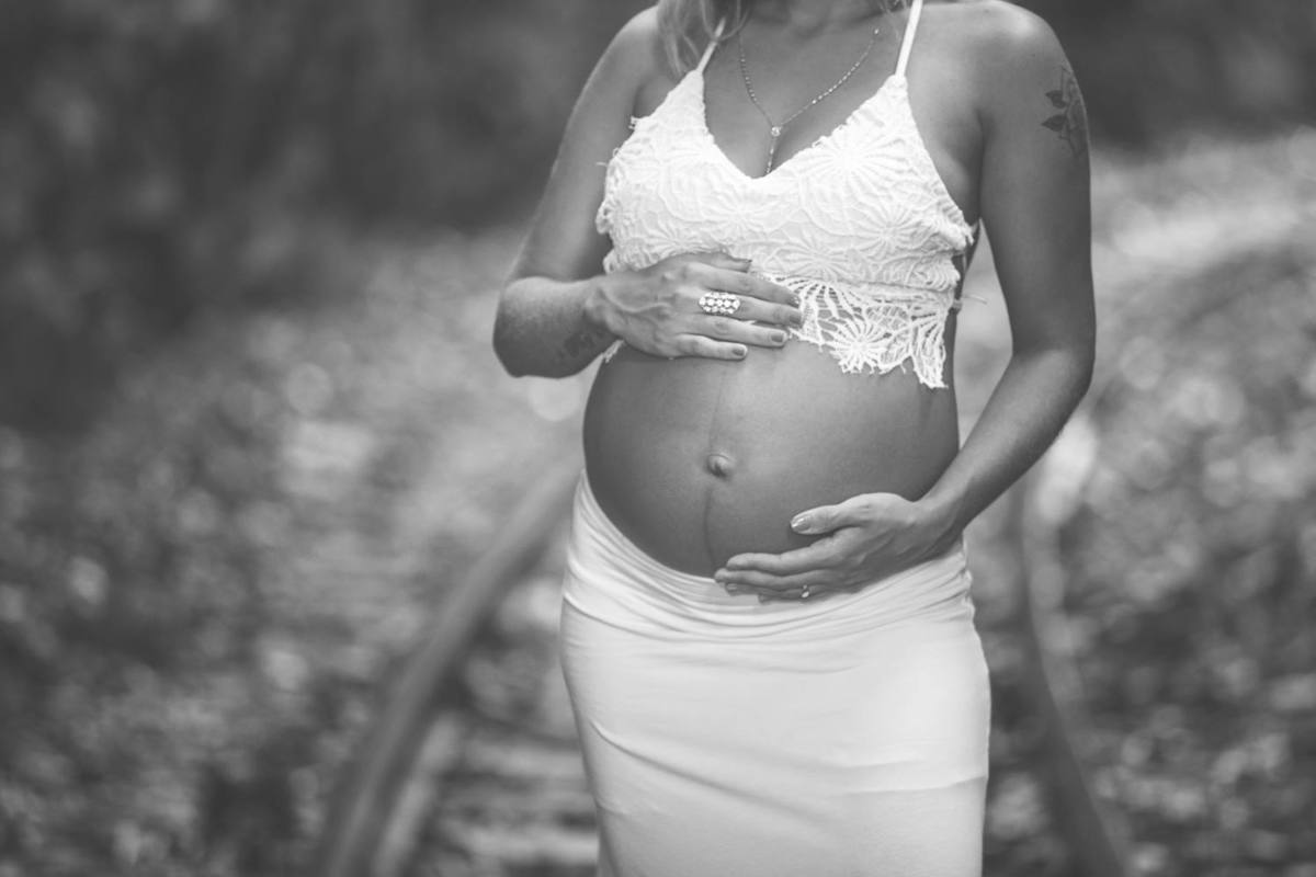 Imagem capa - Dicas do que vestir em seu ensaio Gestante: por REGINALDO FOTÓGRAFO