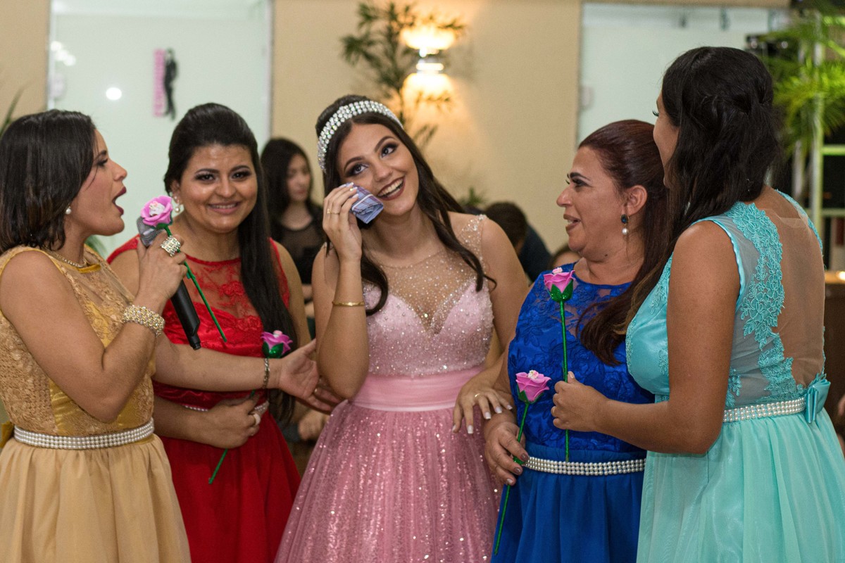 15 Anos Victoria Almeida Casa Vip Itaboraí madrinhas