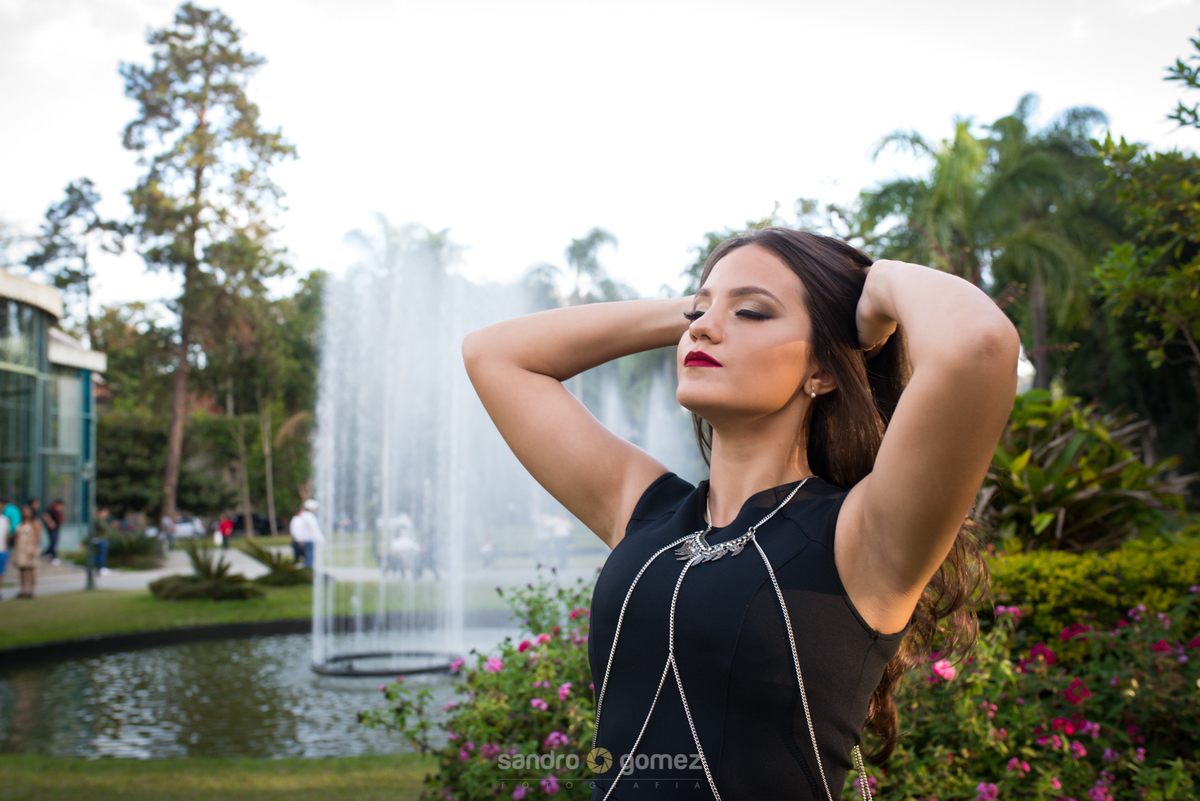 Ensaio Debut Victoria Almeida Casa de Vidro Petrópolis inspirando