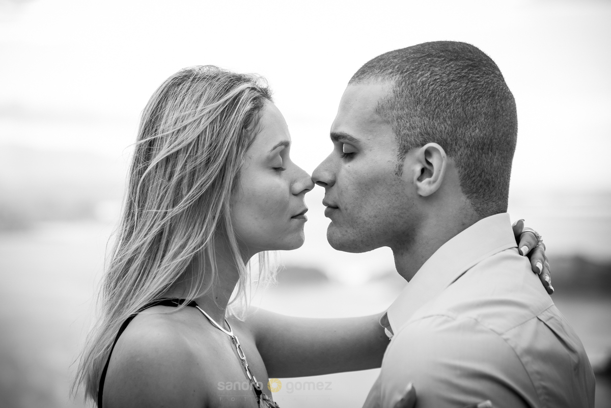 Pré Wedding Talita e Vitor realizado no Parque da Cidade e Praia de Charitas - Niterói - RJ