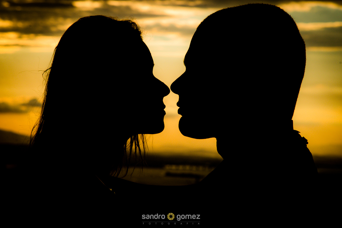 Pré Wedding Talita e Vitor realizado no Parque da Cidade e Praia de Charitas - Niterói - RJ