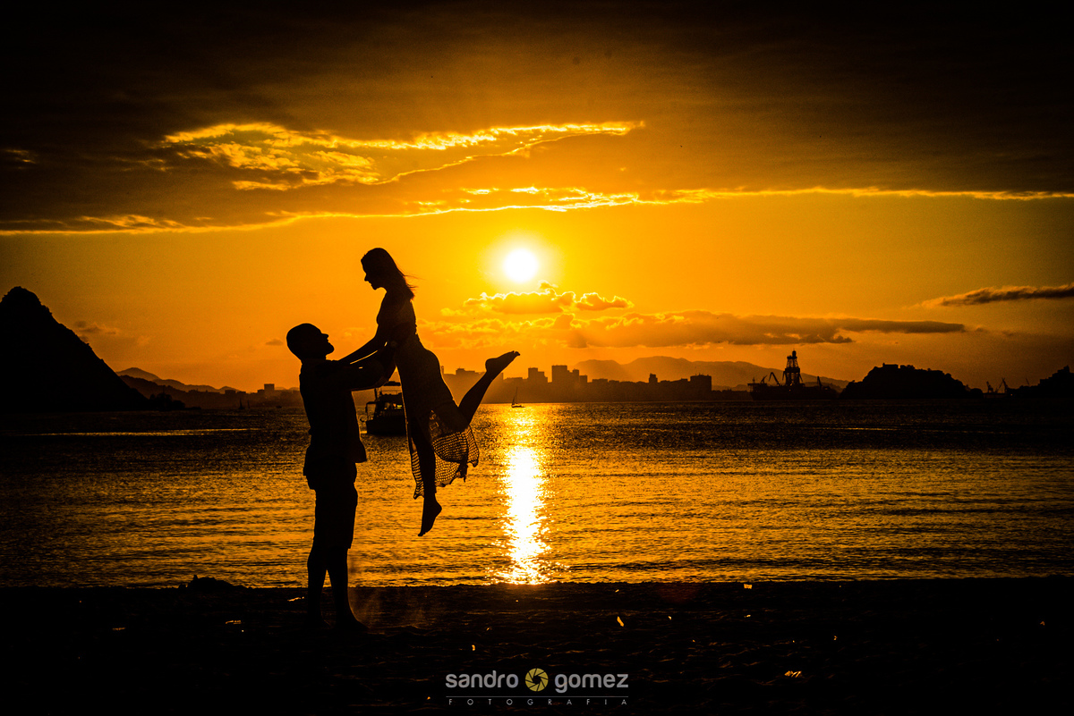 Pré Wedding Talita e Vitor realizado no Parque da Cidade e Praia de Charitas - Niterói - RJ