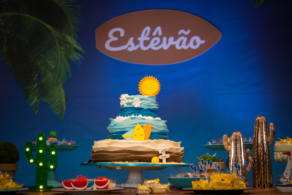 Aniversário de 1 ano do Estêvão, com o tema praia, realizado na casa de festas Festa & Cia - Largo da Batalha - Niterói - RJ