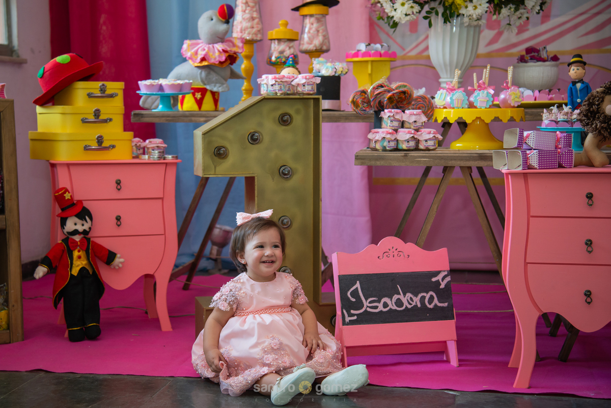 1 Ano Isadora Cardozo