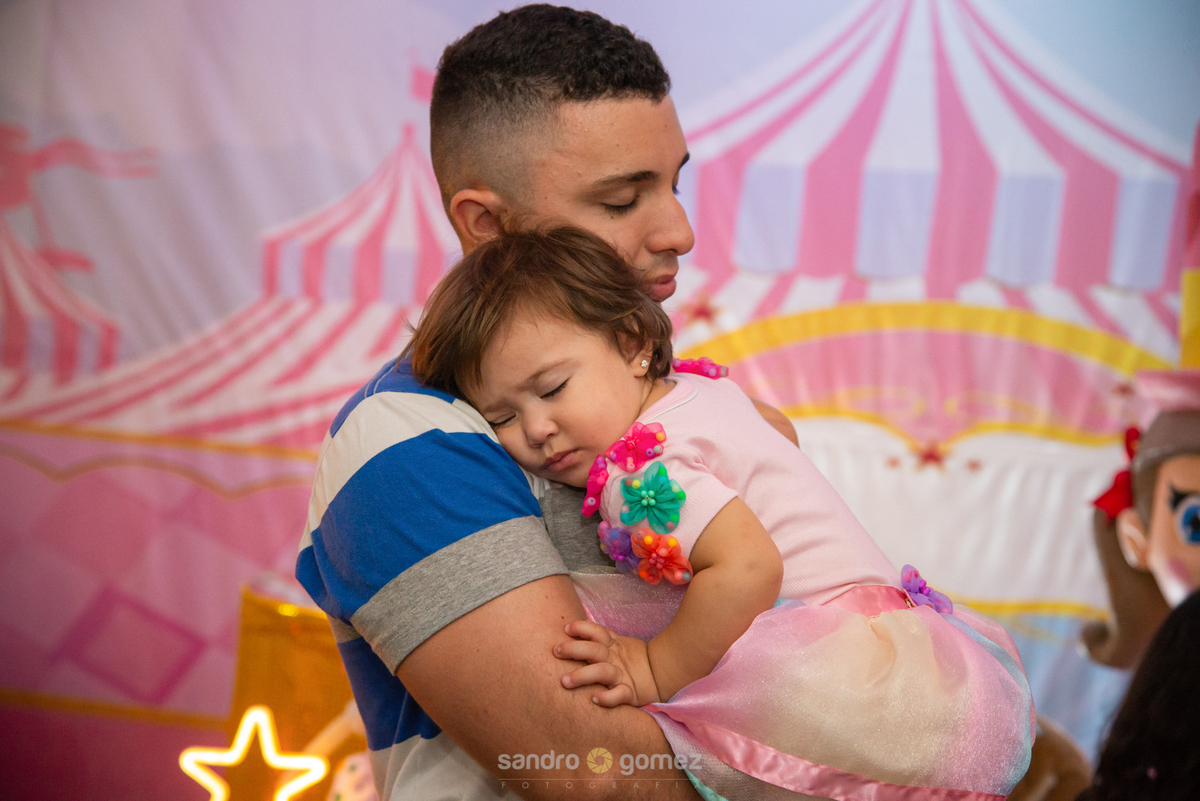 1 Ano Isadora Cardozo