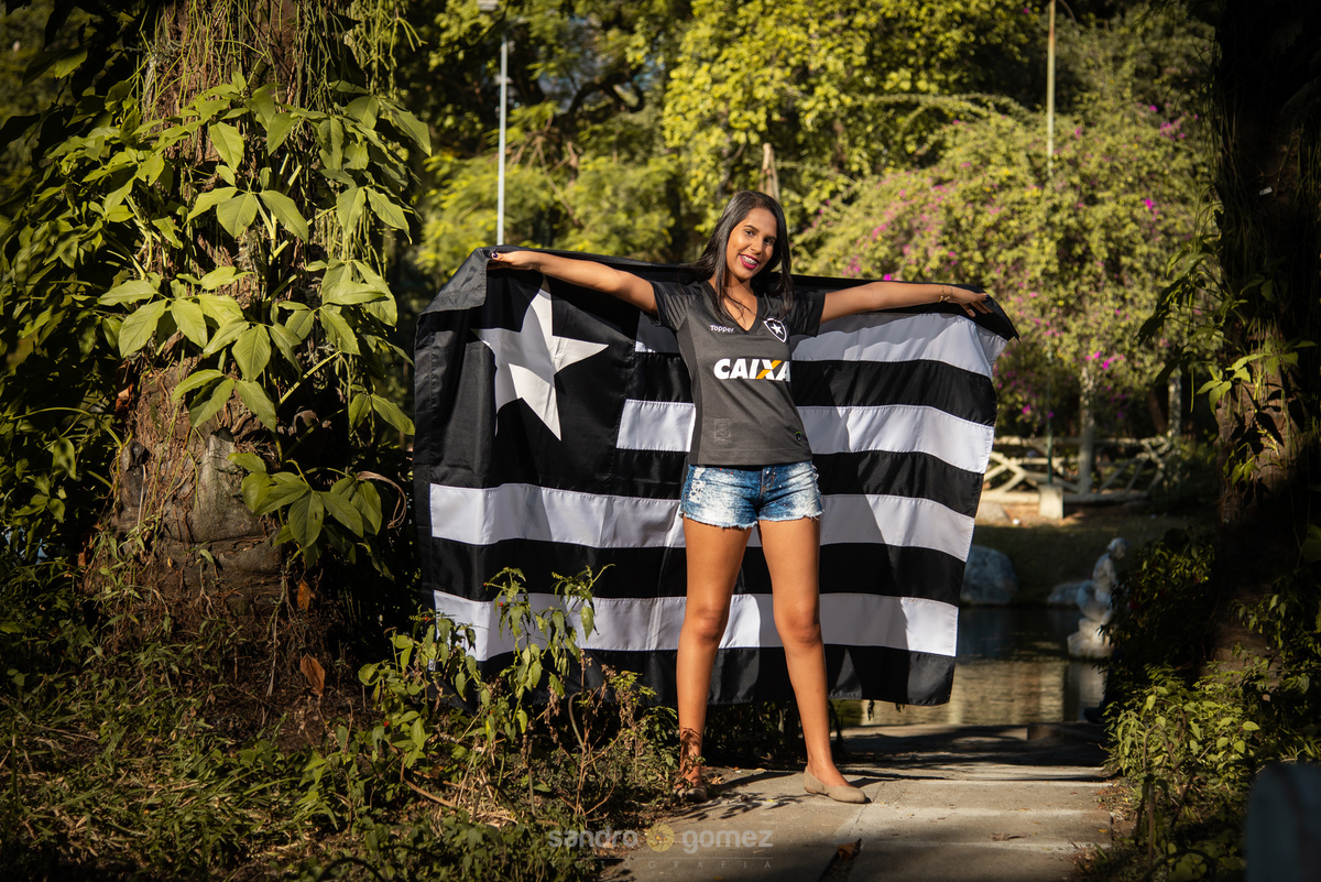 Ensaio Debut Karolyne Marins Campo de São Bento Niterói - RJ.