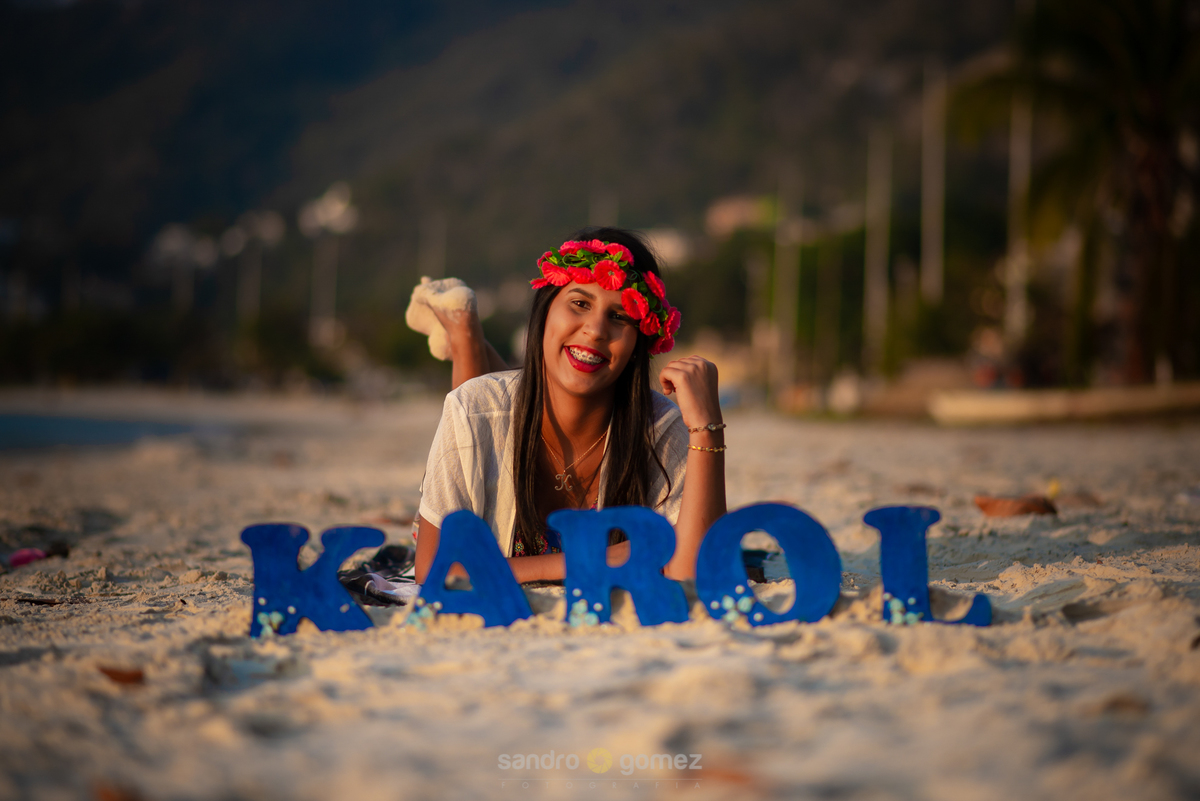 Ensaio Debut Karolyne Marins Praia de Charitas  Niterói - RJ.