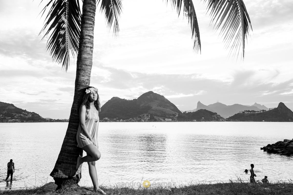 Ensaio Debut da Geovana Lucas realizado no Campo de São Bento e na Praia de Charitas - Niterói - RJ