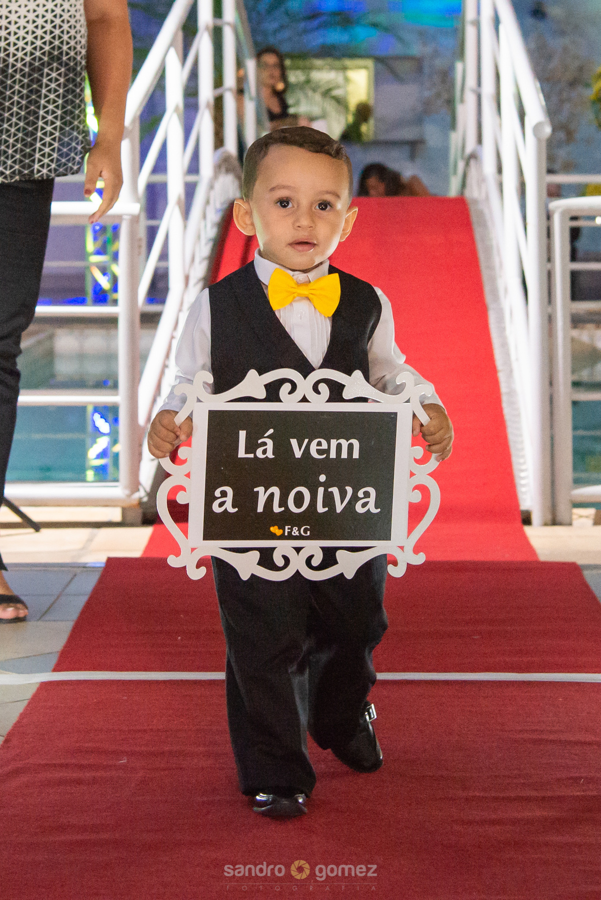 Casamento da Flavia Daflon e Gabriel Santana realizado na casa de festas Casarão do Alcântara - Laranjal - São Gonçalo - RJ