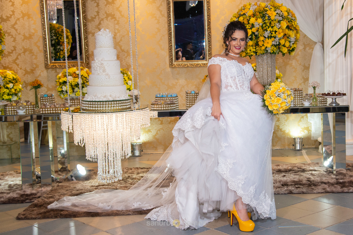 Casamento da Flavia Daflon e Gabriel Santana realizado na casa de festas Casarão do Alcântara - Laranjal - São Gonçalo - RJ