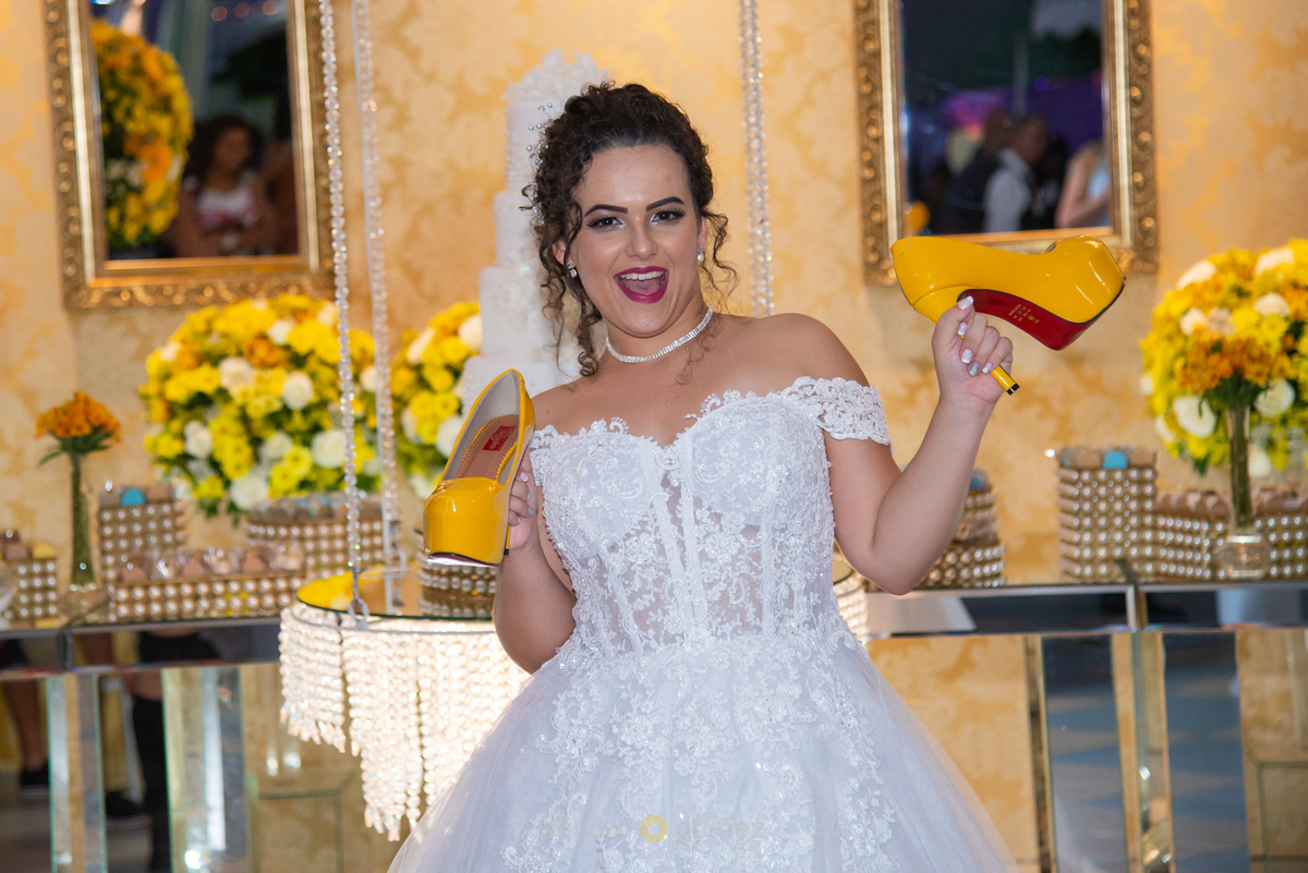 Casamento da Flavia Daflon e Gabriel Santana realizado na casa de festas Casarão do Alcântara - Laranjal - São Gonçalo - RJ