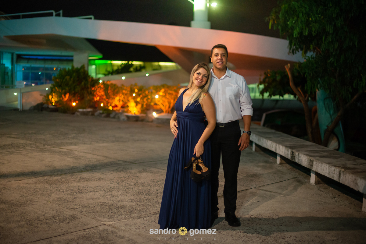 Ensaio Pré Wedding da Suellen Canero e do Matheus Almeida realizado na Praia de Charitas - Niterói - RJ
