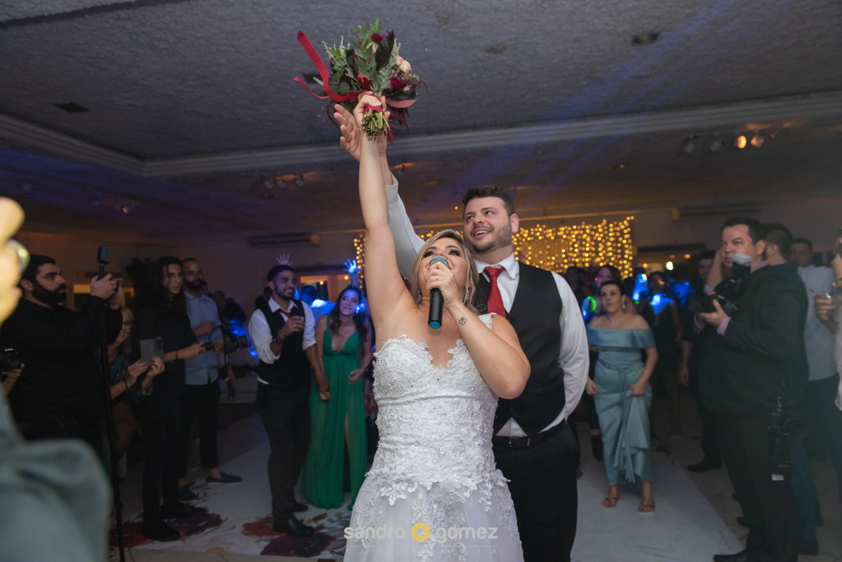 Casamento da Suellen Canero e Matheus Almeida realizado na casa de festas Solar Imperial - Niterói - RJ