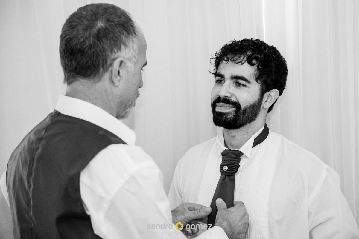 Casamento da Grasielle Menezes e do Roberto Stefan  - com making of no Hotel Promenade e recepção na Dimattoni Eventos - Itaboraí - RJ