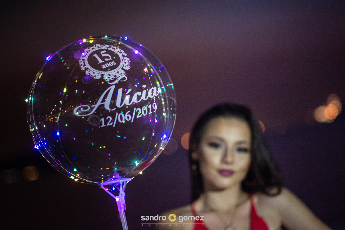 Ensaio Debut da Alícia Souza, realizado no Campo de São Bento, Praia de Charitas, Igreja de São Francisco Xavier e Mc Donald São Francisco - Niterói - RJ
