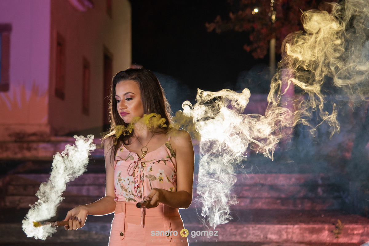 Ensaio Debut da Alícia Souza, realizado no Campo de São Bento, Praia de Charitas, Igreja de São Francisco Xavier e Mc Donald São Francisco - Niterói - RJ