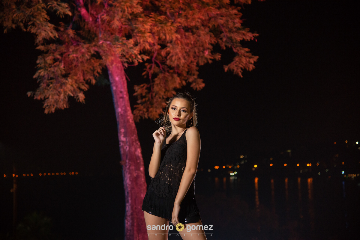 Ensaio Debut da Alícia Souza, realizado no Campo de São Bento, Praia de Charitas, Igreja de São Francisco Xavier e Mc Donald São Francisco - Niterói - RJ