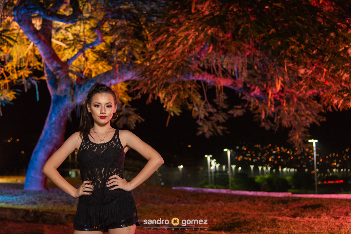 Ensaio Debut da Alícia Souza, realizado no Campo de São Bento, Praia de Charitas, Igreja de São Francisco Xavier e Mc Donald São Francisco - Niterói - RJ