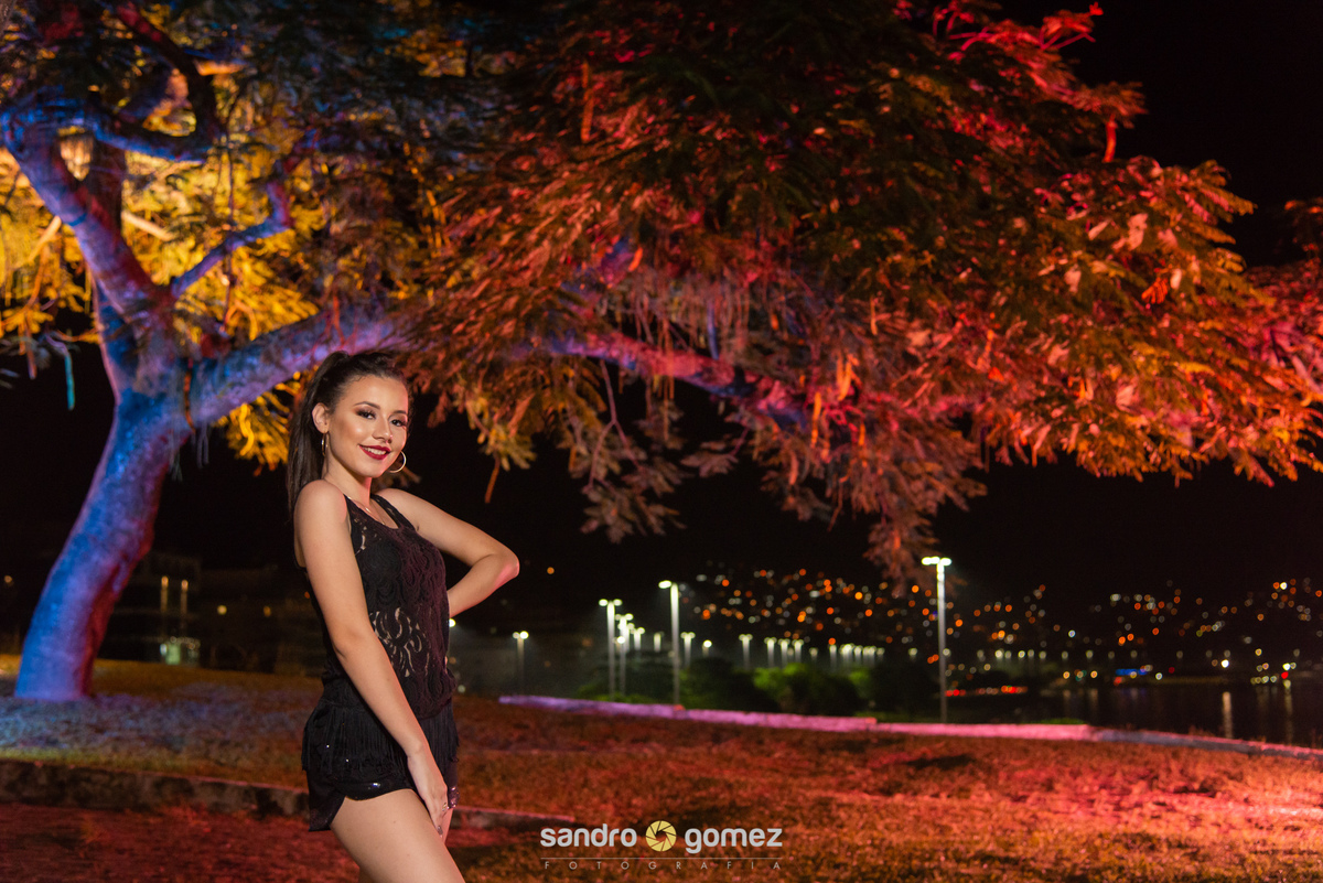 Ensaio Debut da Alícia Souza, realizado no Campo de São Bento, Praia de Charitas, Igreja de São Francisco Xavier e Mc Donald São Francisco - Niterói - RJ