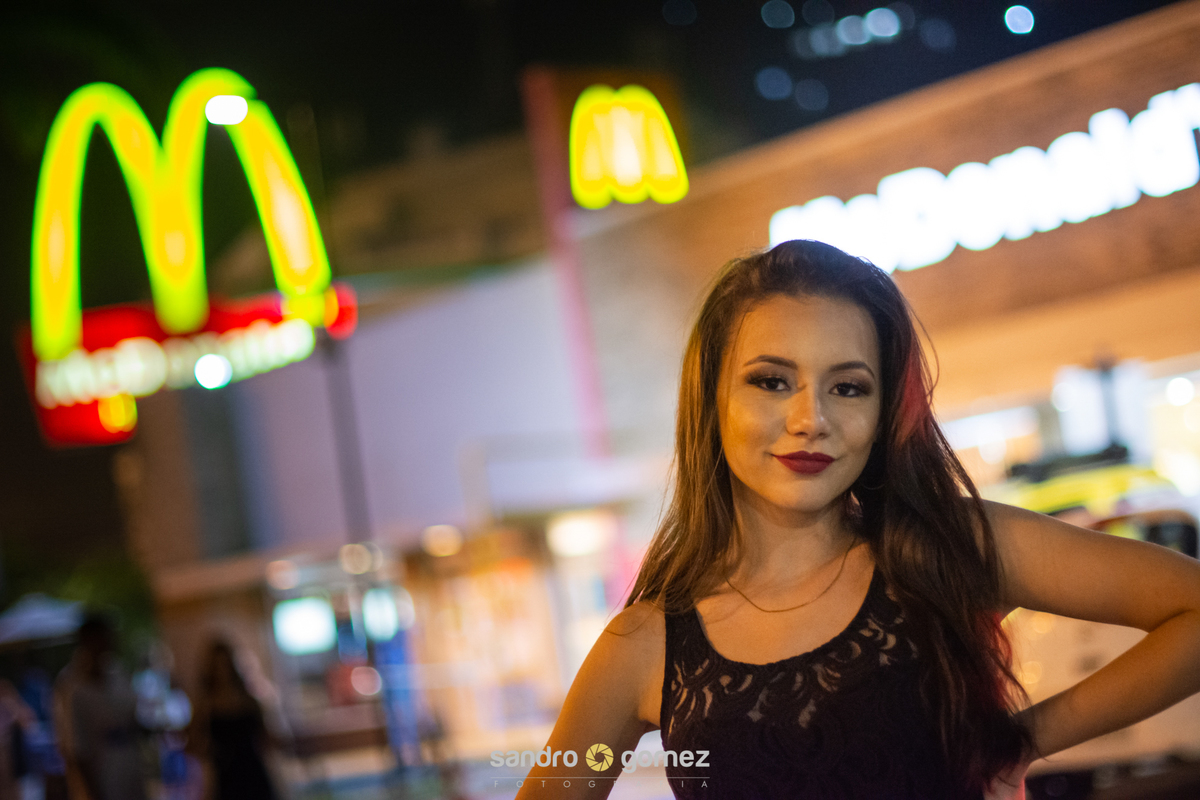 Ensaio Debut da Alícia Souza, realizado no Campo de São Bento, Praia de Charitas, Igreja de São Francisco Xavier e Mc Donald São Francisco - Niterói - RJ