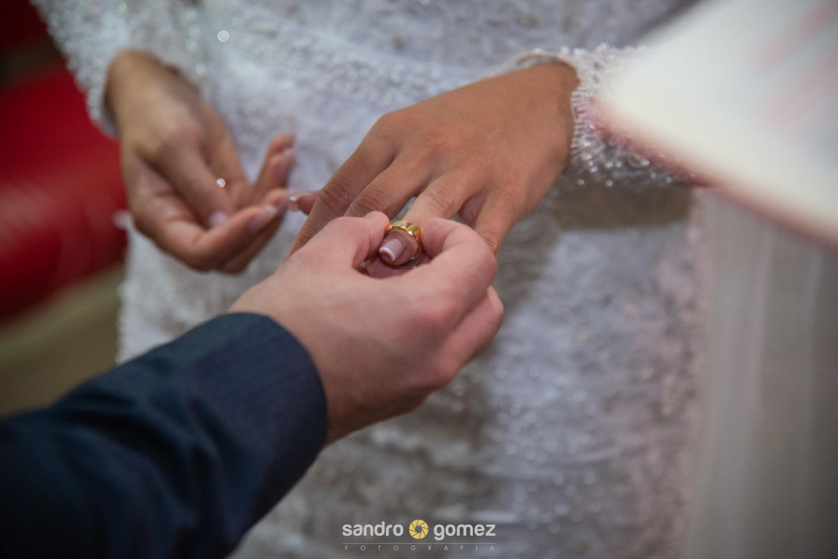 Casamento da Leidylane Cardoso e do Rafael Fournier realizado na Igreja Nossa Senhora da Apresentação - Irajá - RJ