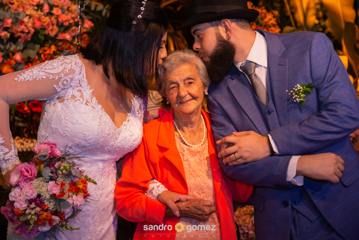 Casamento da Cintia Soares e do José Avelino realizado na casa de festas Solar de Gração - Niterói - RJ