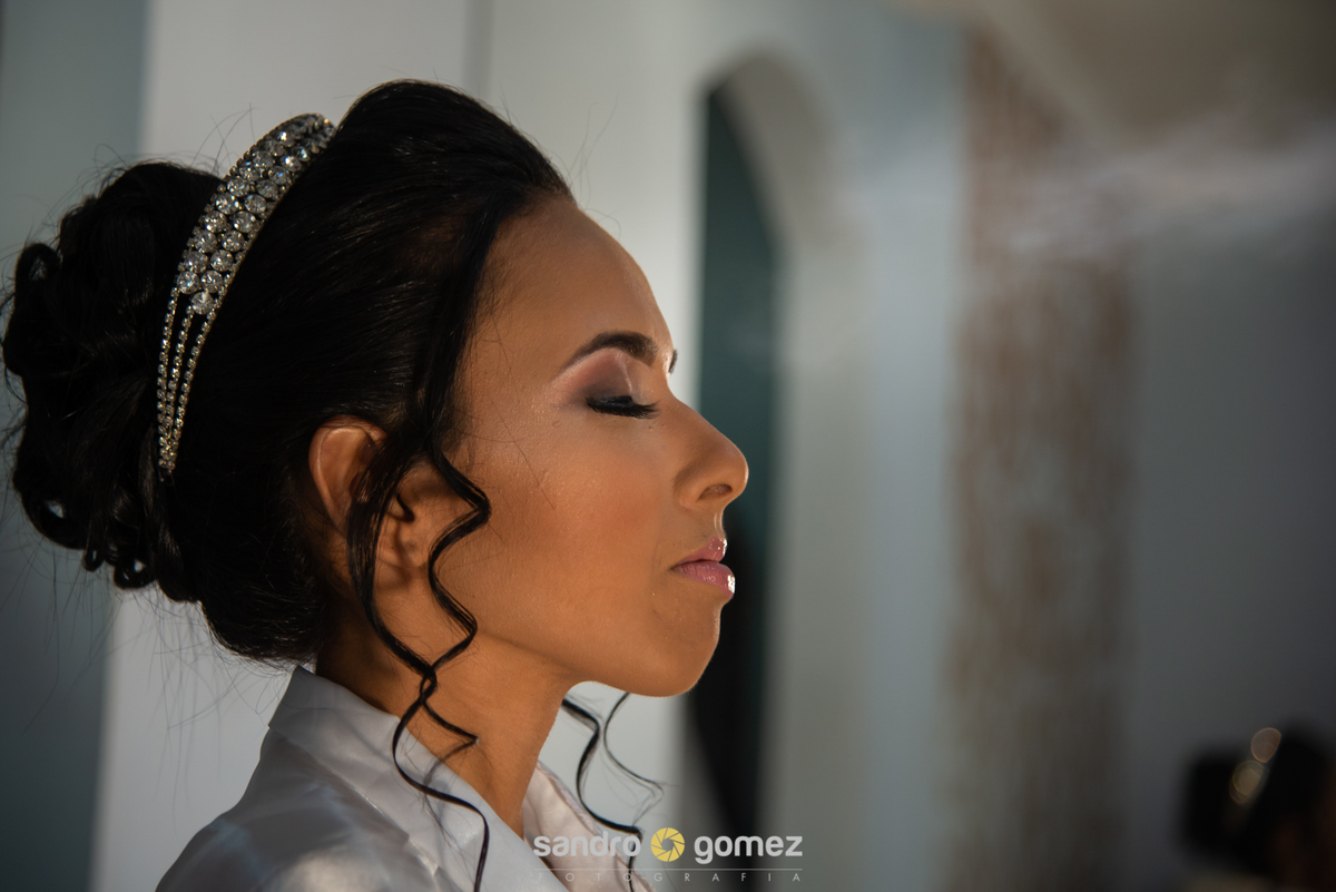 Casamento da Cristiane Santos e do Maicon Gomes realizado no Privilege Espaço de Festas - Itaboraí - RJ