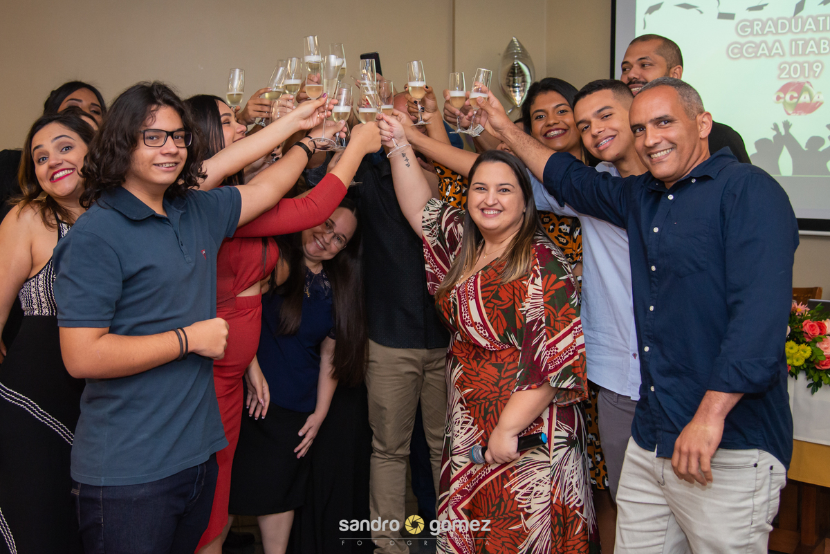 Formatura do Centro de Idiomas CCAA Itaboraí 2019 realizado na Vacaria Churrascaria - Itaboraí - RJ