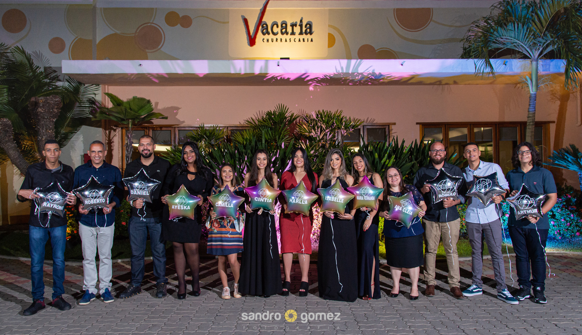 Formatura do Centro de Idiomas CCAA Itaboraí 2019 realizado na Vacaria Churrascaria - Itaboraí - RJ