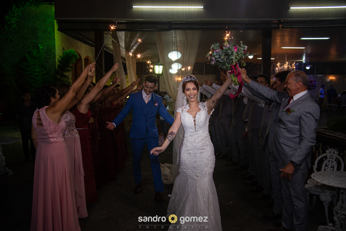 Casamento da Daiane Domingos e do Rafael Moraes realizado no Salão Solar Viva Viva  - Marambaia - São Gonçalo - RJ