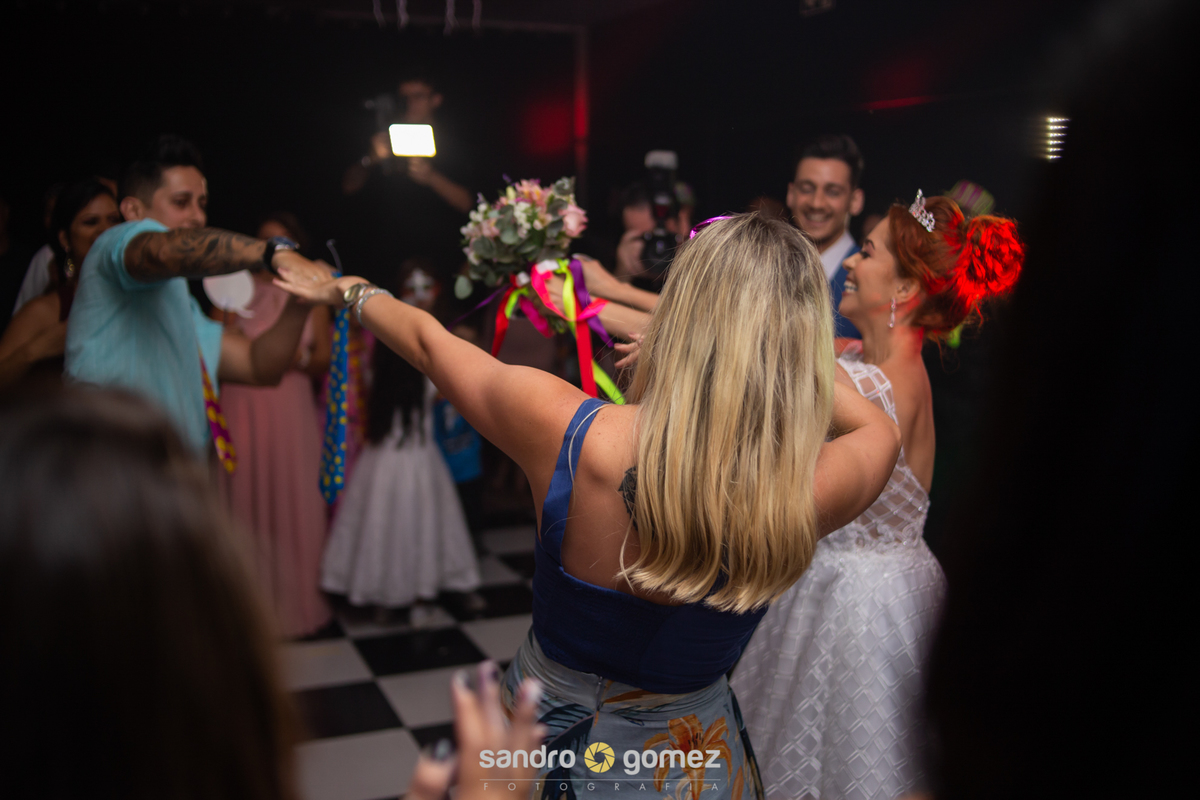 Casamento da Daiane Domingos e do Rafael Moraes realizado no Salão Solar Viva Viva  - Marambaia - São Gonçalo - RJ