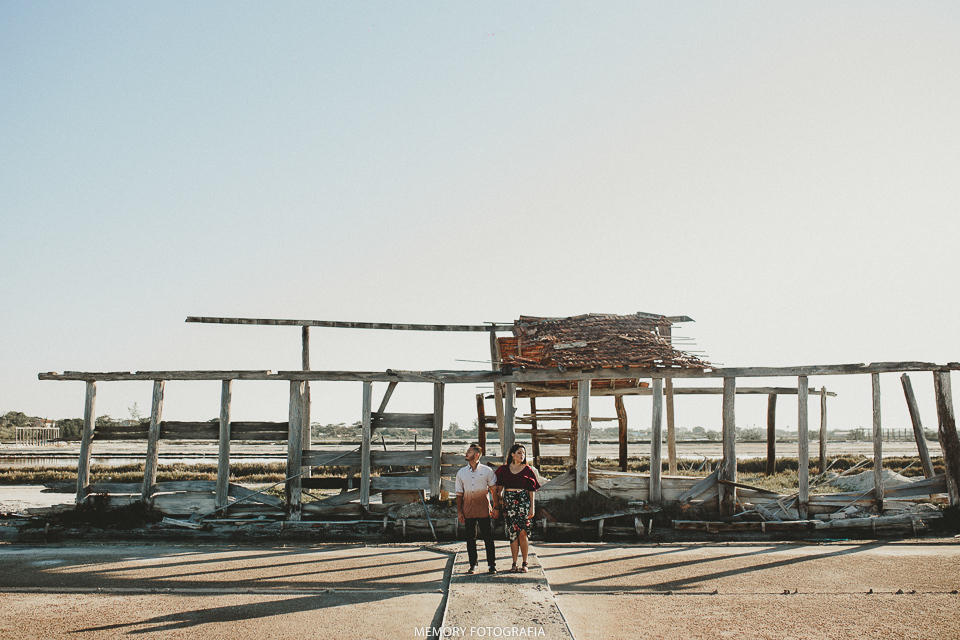 ensaio-casal-carol-marcelo-salinas-araruama-regiao-dos-lagos-memory-fotografia-rio-de-janeiro-noivos-paulo-dias