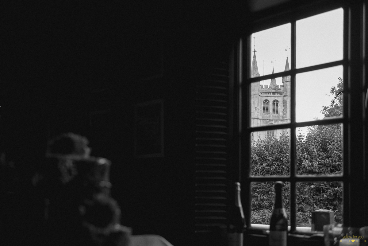 cake wedding dress bride newbury england europe intimate creative wedding creative photography