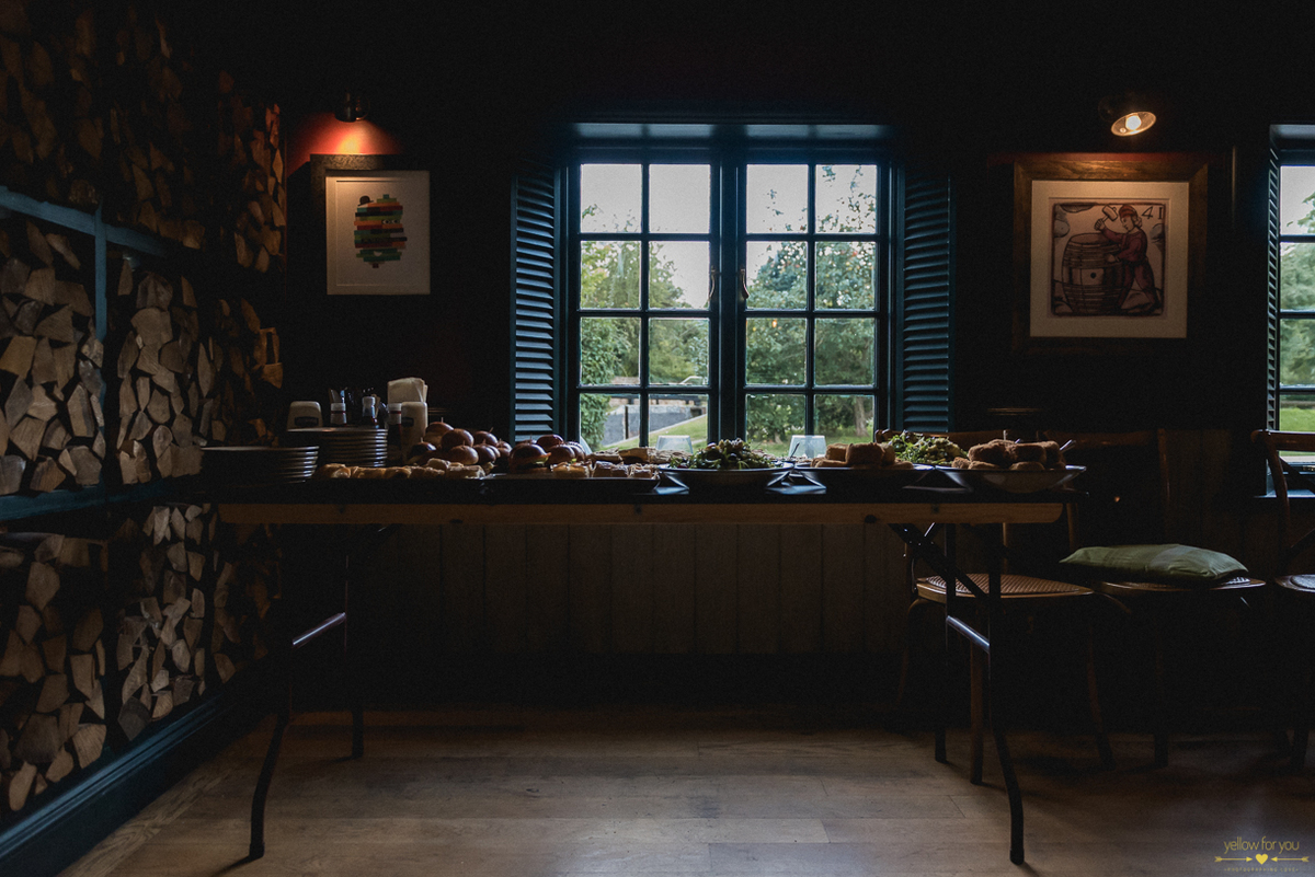 food dress bride newbury england europe intimate creative wedding creative photography