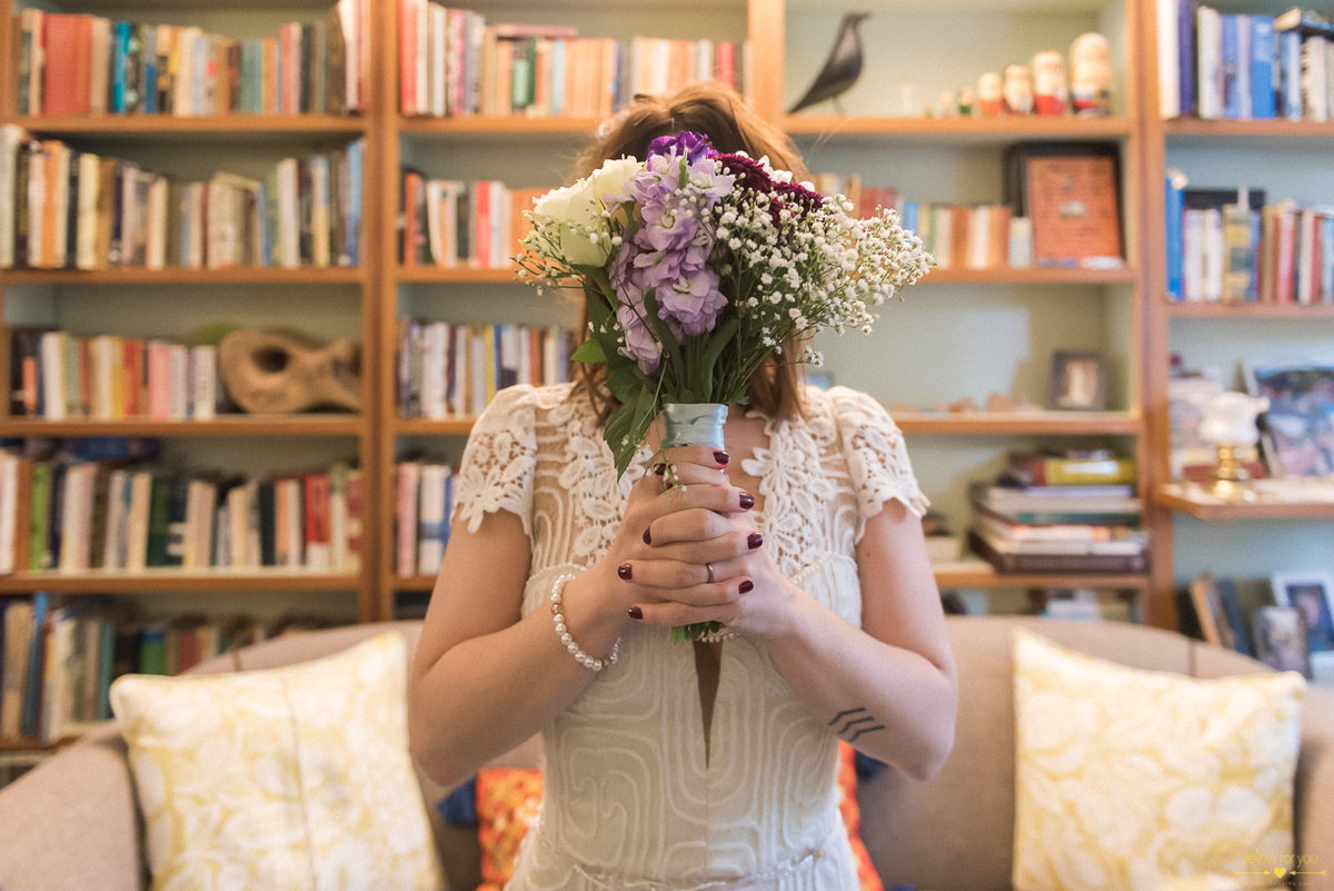 dress bride newbury england europe intimate creative wedding creative photography