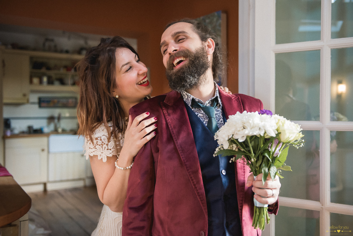 dress bride newbury england europe intimate creative wedding creative photography