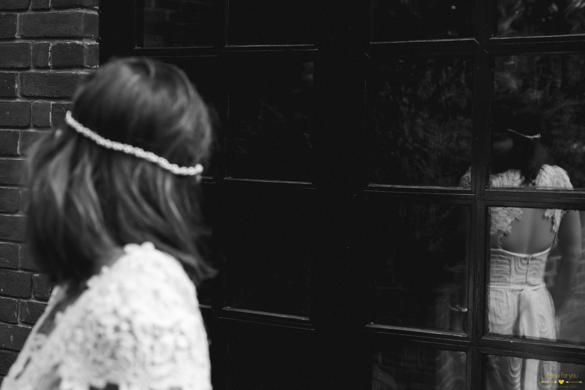  dress bride newbury england europe intimate creative wedding creative photography