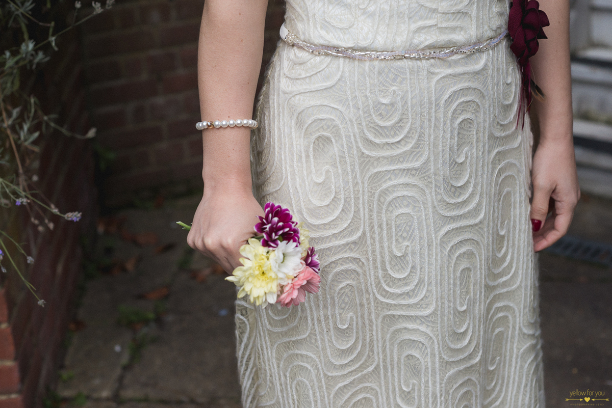 dress bride newbury england europe intimate creative wedding creative photography