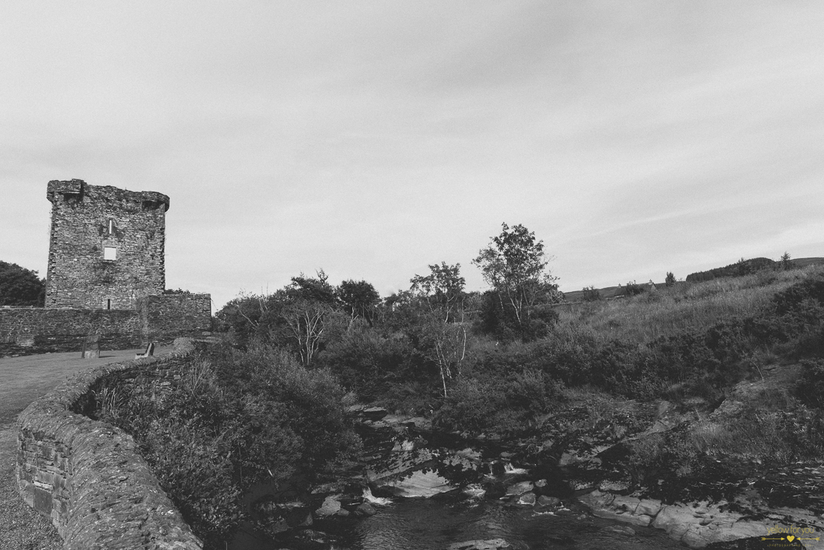castle engagement photo shoot cork ireland