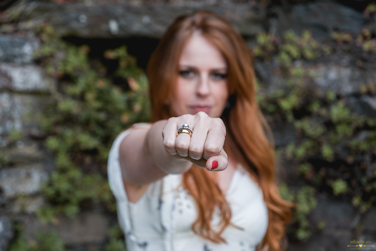 ring castle engagement photo shoot cork ireland