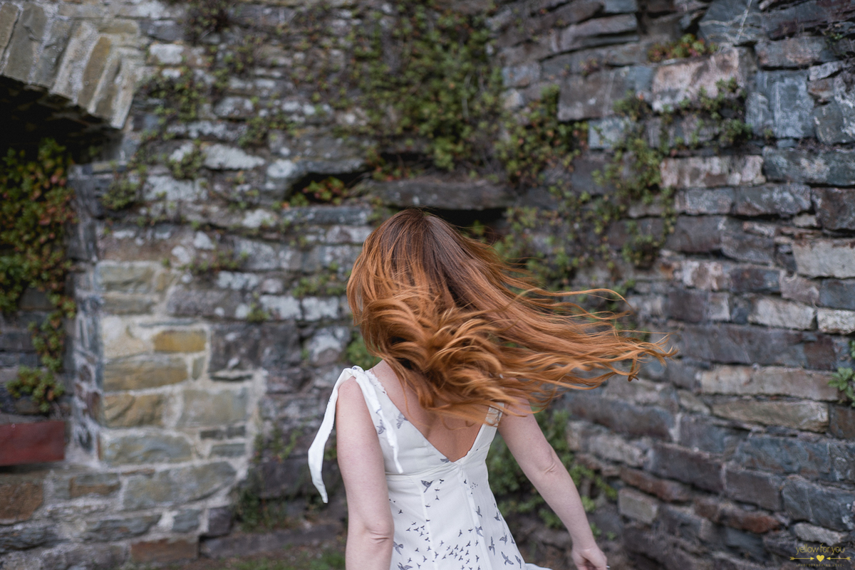 bride castle engagement photo shoot cork ireland