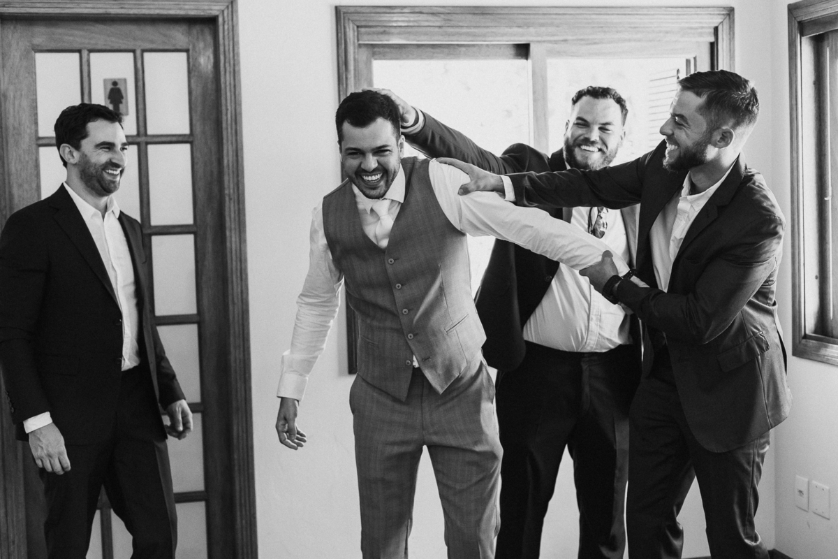 casamento no campo, vestido de noiva, festa de casamento, fotografo de casamento, casamento por do sol, make de noiva, roupa de noivo, casamento Porto Alegre, fotografo profissional, buque de noiva, sapato de noiva, ensaio de casamento, bolo, decoração