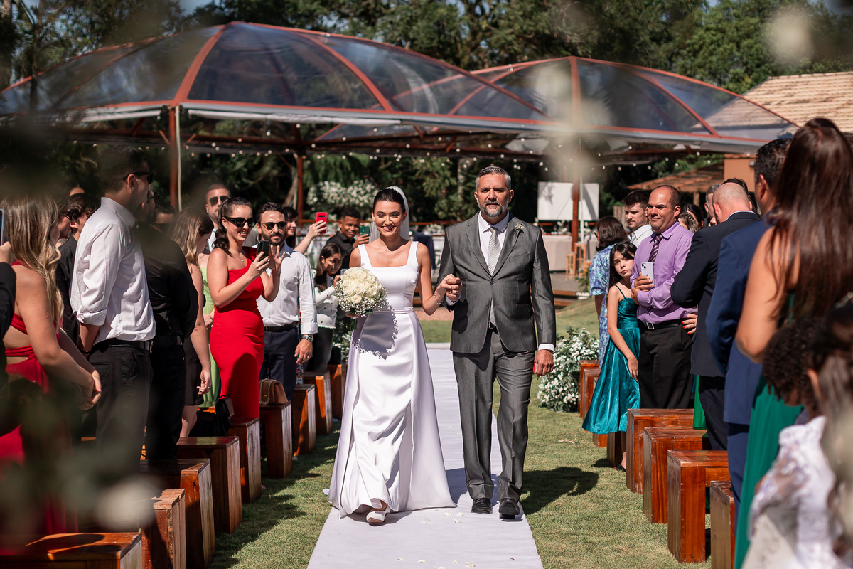 casamento no campo, vestido de noiva, festa de casamento, fotografo de casamento, casamento por do sol, make de noiva, roupa de noivo, casamento Porto Alegre, fotografo profissional, buque de noiva, sapato de noiva, ensaio de casamento, bolo, decoração