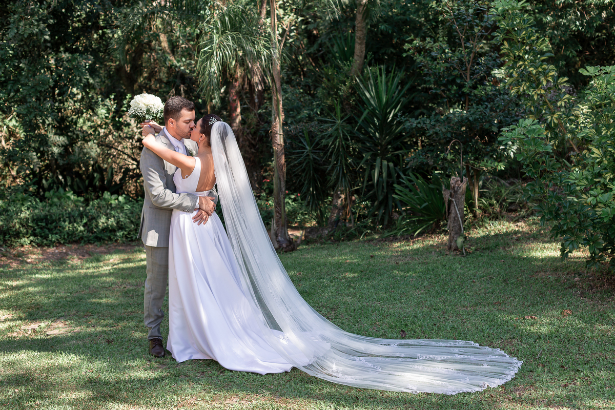 casamento no campo, vestido de noiva, festa de casamento, fotografo de casamento, casamento por do sol, make de noiva, roupa de noivo, casamento Porto Alegre, fotografo profissional, buque de noiva, sapato de noiva, ensaio de casamento, bolo, decoração