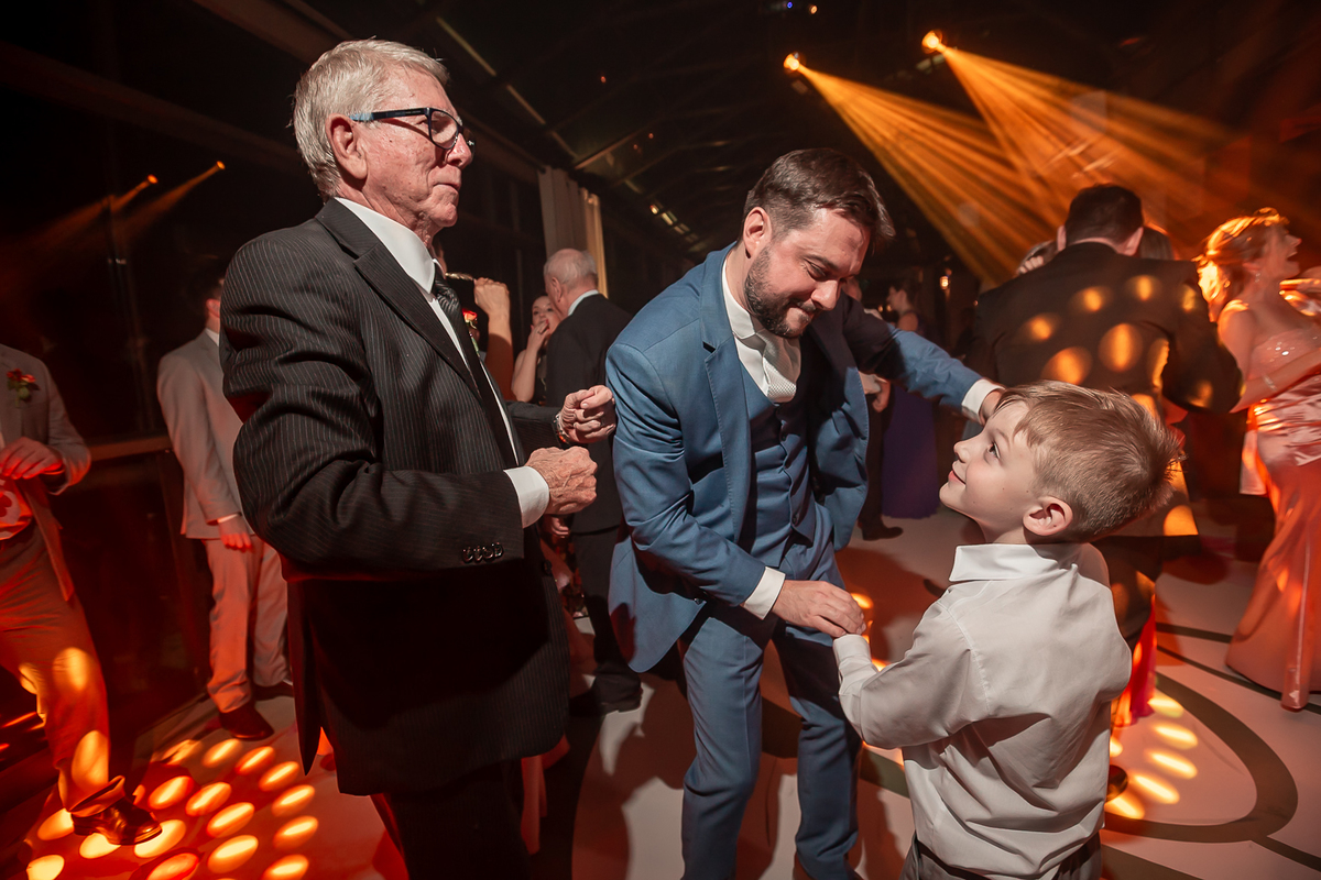 fotografo de casamento, melhor fotografo de casamento, ensaio fotográfico, fotografo, decoração de casamento, video de casamento, local de casamento porto alegre, cerimonialista de casamento, vestido de noiva, roupa de noivo