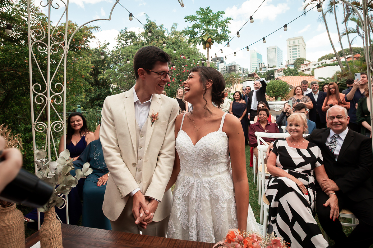 fotos de casamento, fotografo porto alegre, fotos romanticas, fotos divertidas, vestido de noiva, festa de casamento, decoração de casamento, casamento romantico, buque de noiva