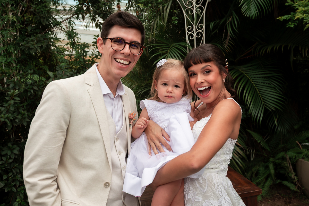 fotos de casamento, fotografo porto alegre, fotos romanticas, fotos divertidas, vestido de noiva, festa de casamento, decoração de casamento, casamento romantico, buque de noiva